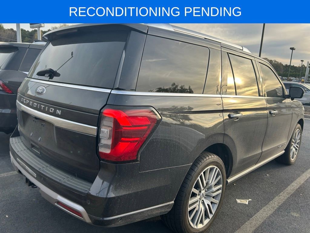 Used 2022 Ford Expedition Platinum image 9