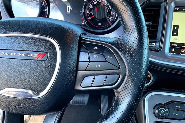 Used 2021 Dodge Challenger SXT w/ Plus Package image 10