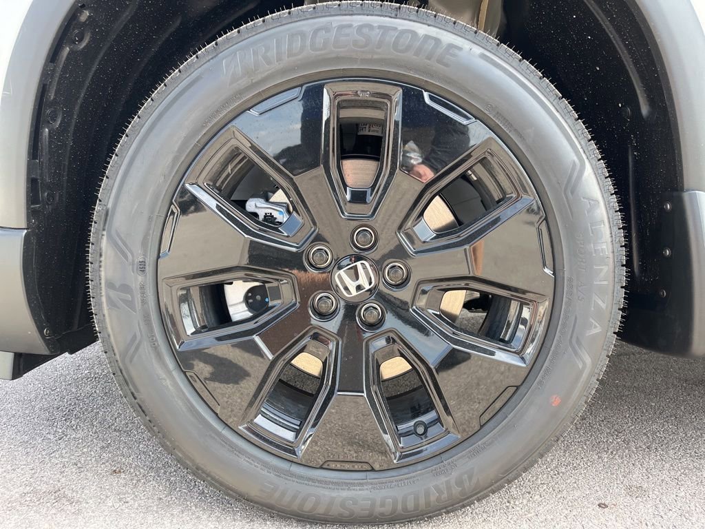 New 2026 Honda Pilot Black Edition image 7