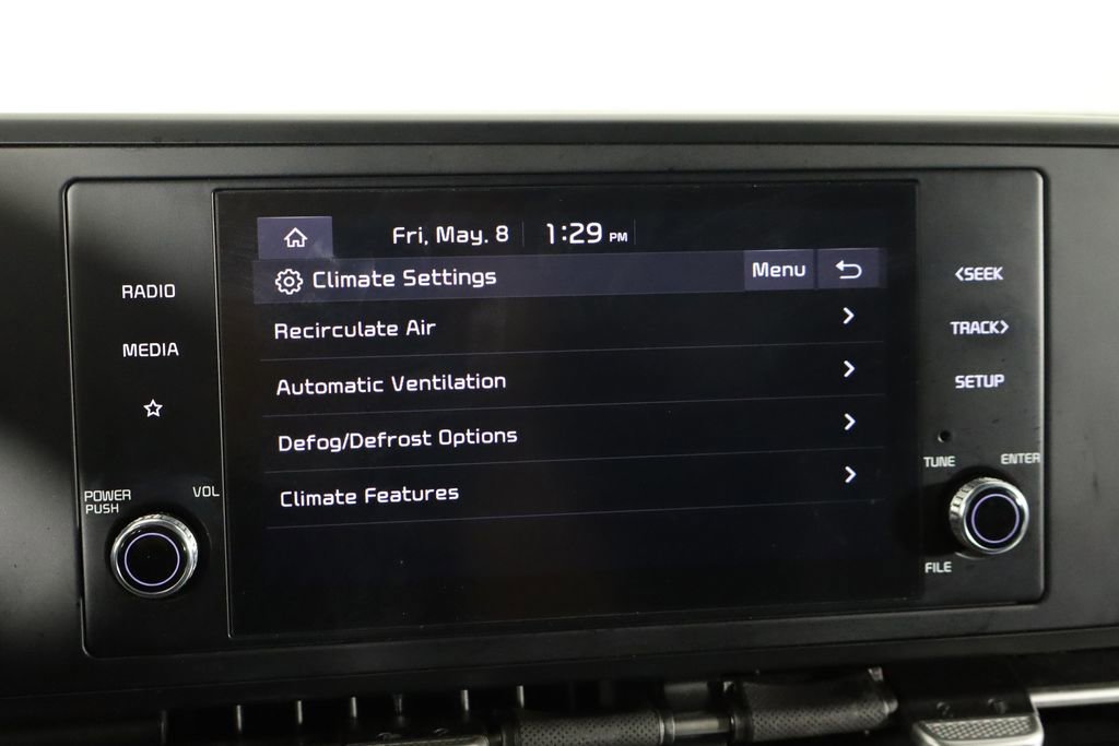 Used 2022 Kia Carnival LX FWD image 32