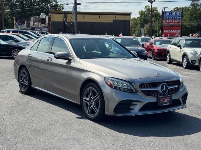 Used 2020 Mercedes-Benz C 300 4MATIC Sedan image 3