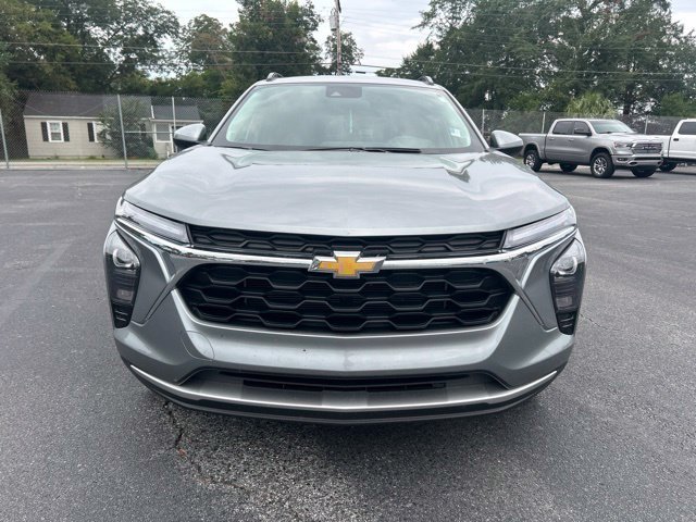 Used 2026 Chevrolet Trax LT w/ Driver Confidence Package FWD image 7