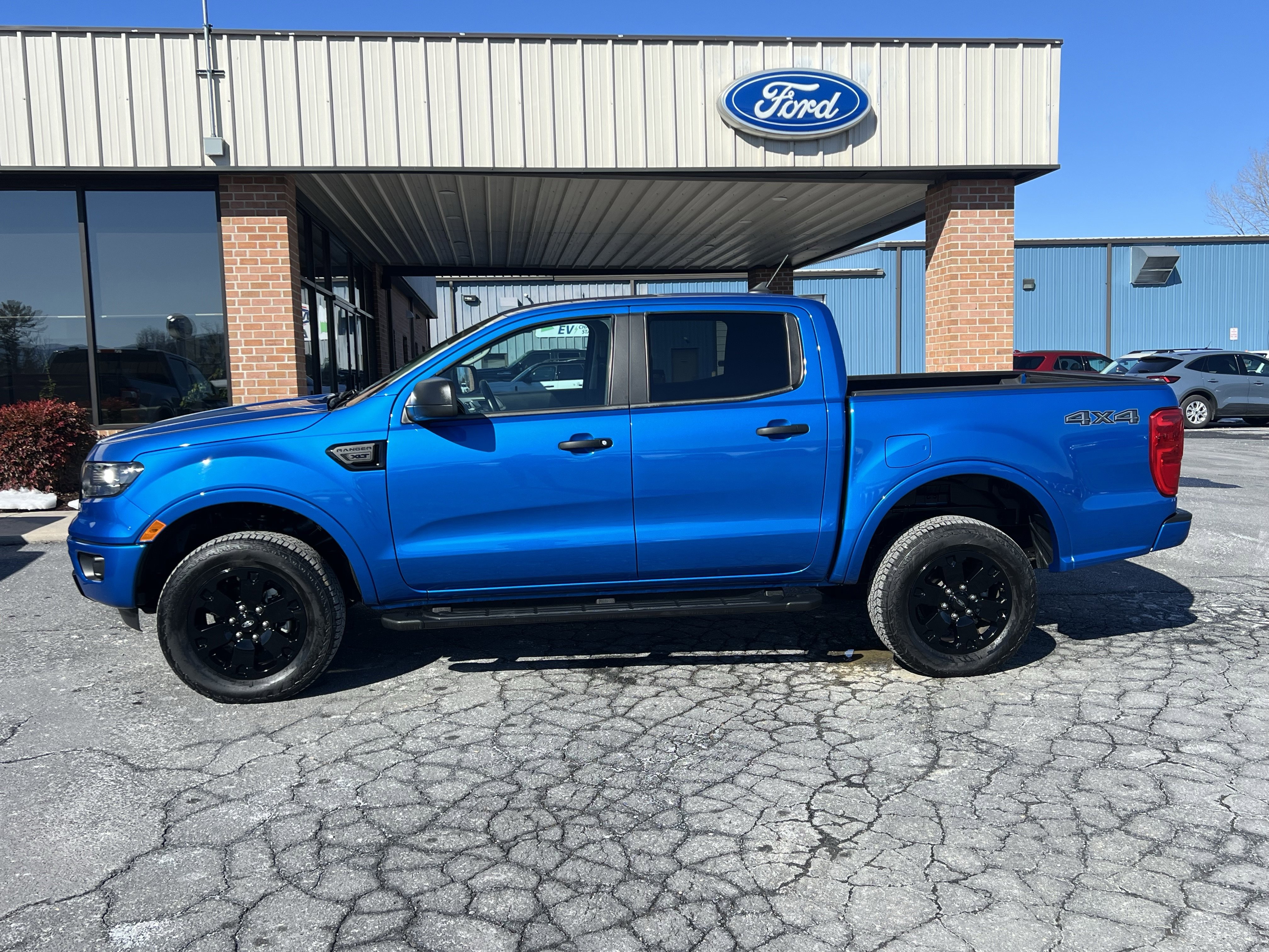 Used 2022 Ford Ranger XLT w/ Equipment Group 301A Mid AWD/4WD image 1