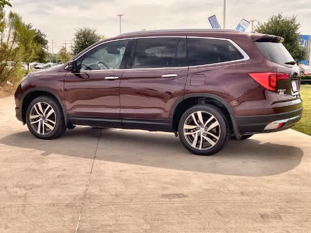 Used 2017 Honda Pilot Touring image 4
