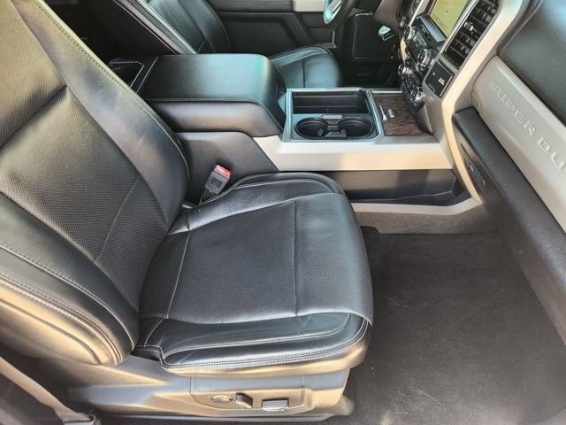 Used 2018 Ford F350 Lariat w/ Lariat Ultimate Package AWD/4WD image 13