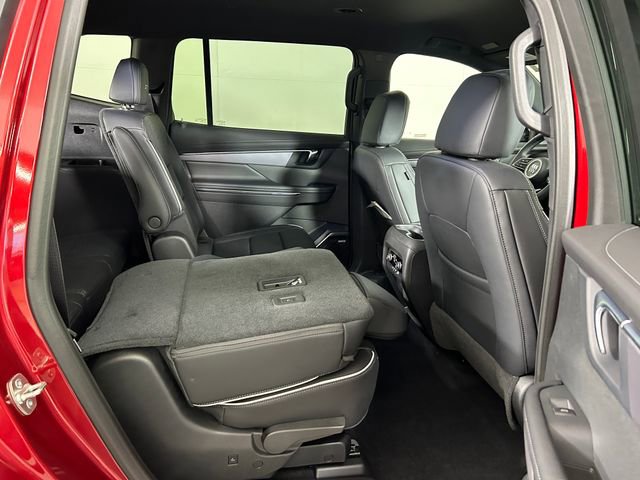 Used 2025 Buick Enclave Sport Touring w/ Power Package image 28