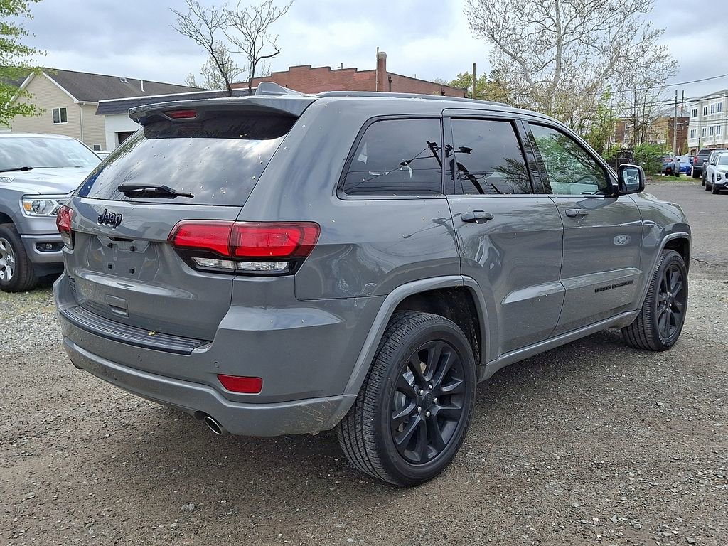 Used 2019 Jeep Grand Cherokee Altitude image 8