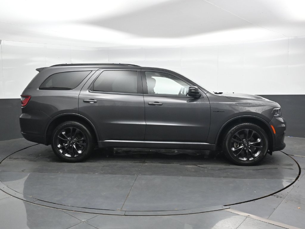 Used 2024 Dodge Durango R/T w/ Blacktop Package AWD/4WD image 5