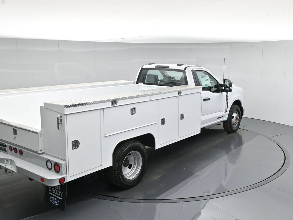 New 2026 Ford F350 XL w/ XL Chrome Package RWD image 40