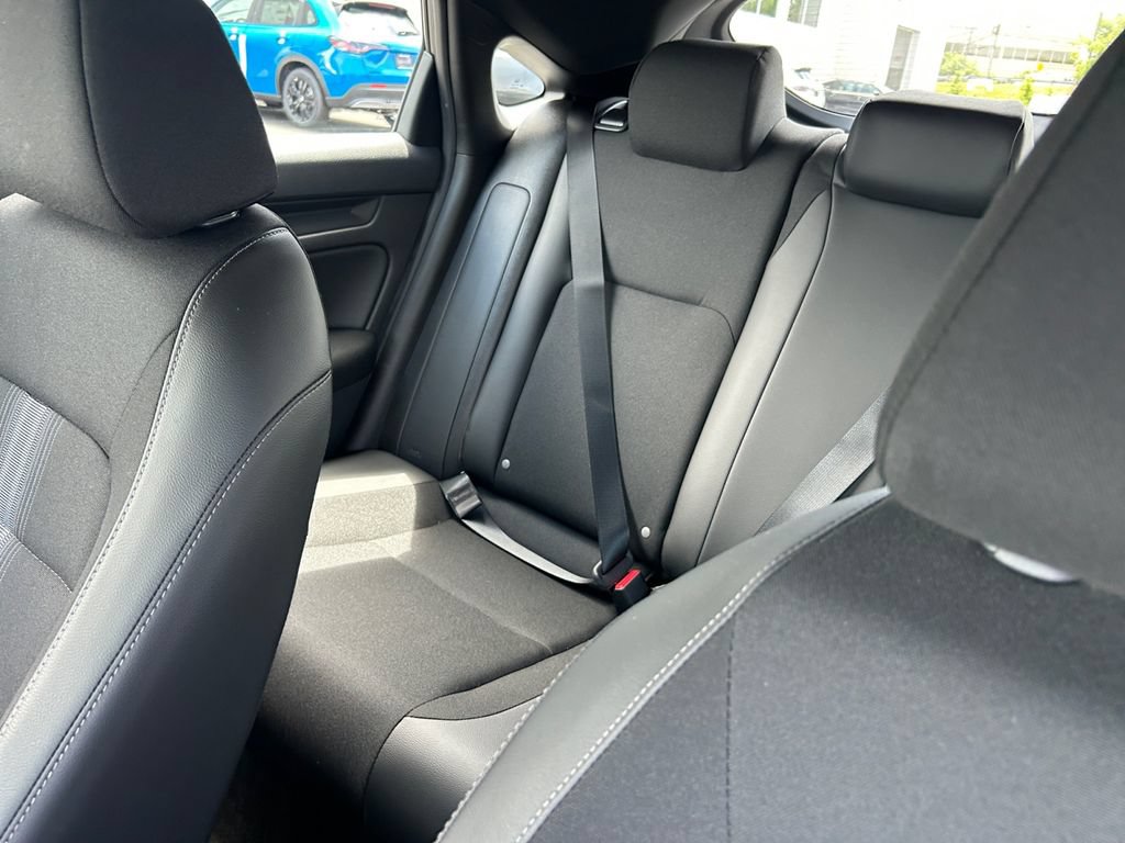 Used 2025 Honda Civic Sport image 27