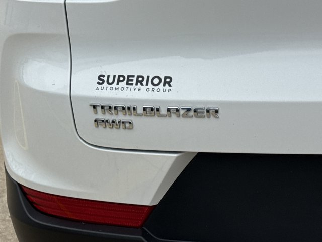 Used 2024 Chevrolet TrailBlazer LS AWD/4WD image 9