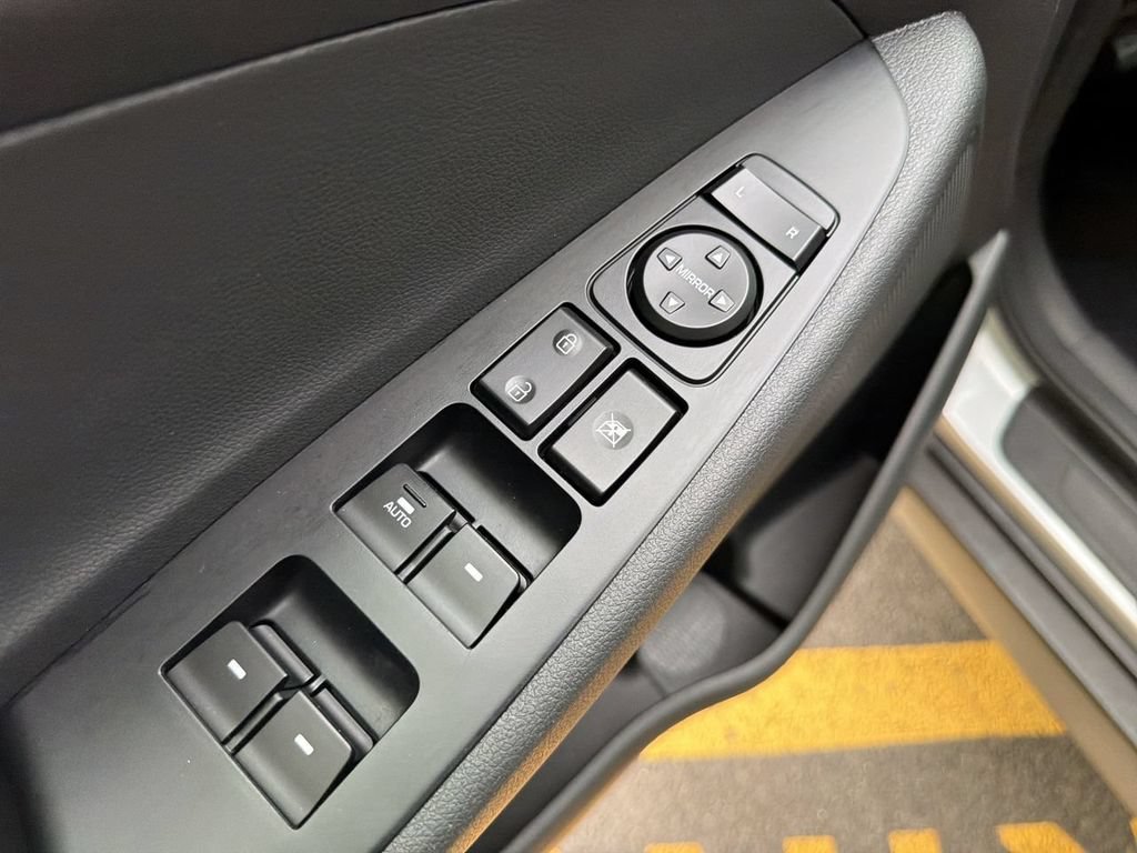 Used 2018 Hyundai Tucson SEL Plus AWD/4WD image 16