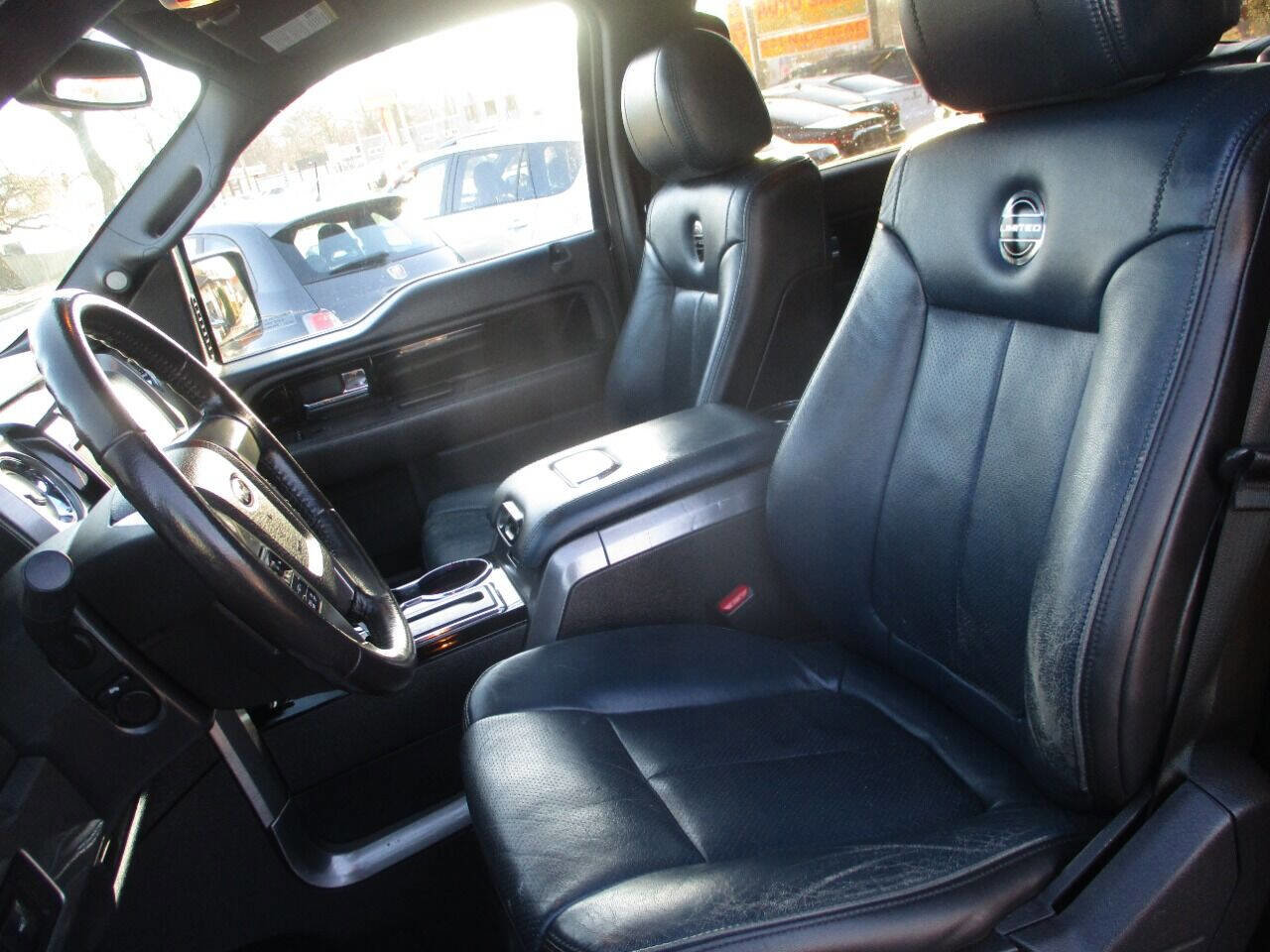 Used 2014 Ford F150 Limited image 7