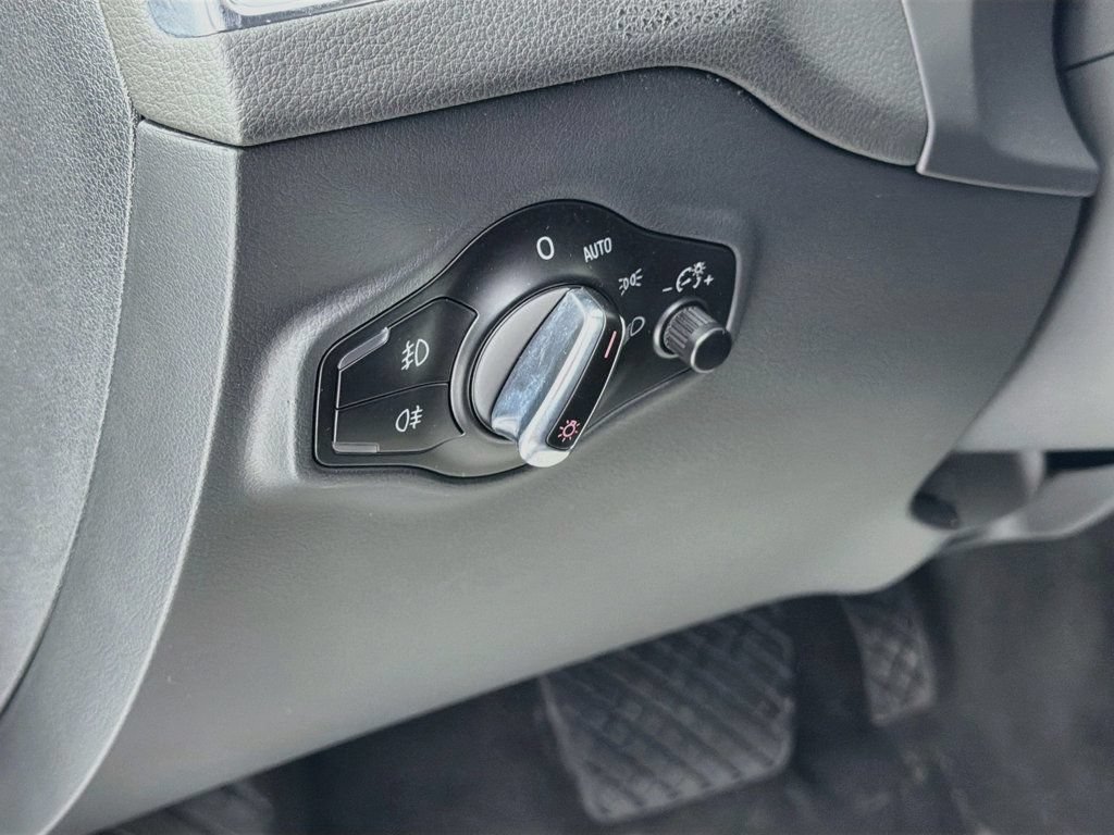 Used 2015 Audi Q5 TDI Premium Plus AWD/4WD image 10