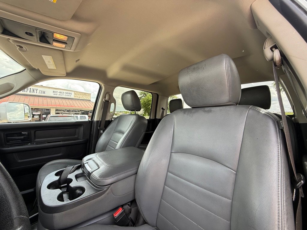 Used 2018 RAM 2500 Tradesman w/ Chrome Appearance Group image 21