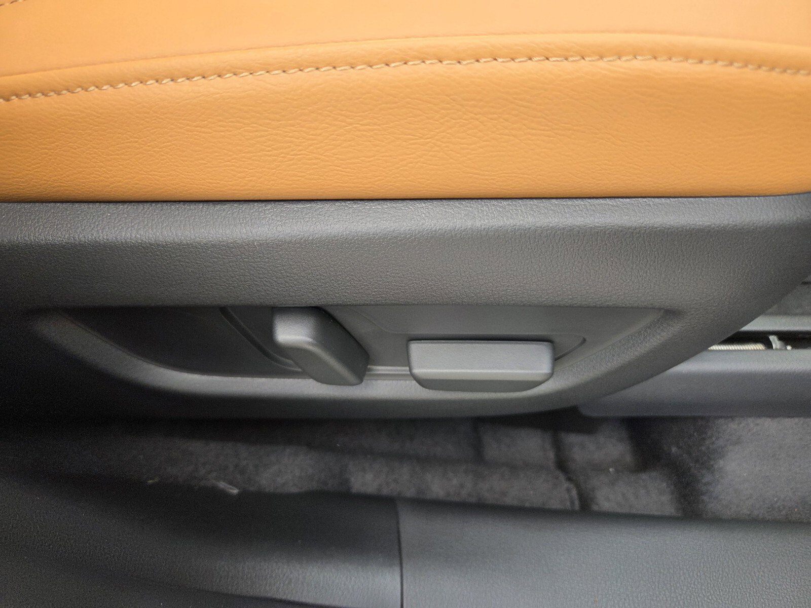 New 2026 MAZDA CX-70 3.3 Turbo S w/ Premium Plus AWD/4WD image 16