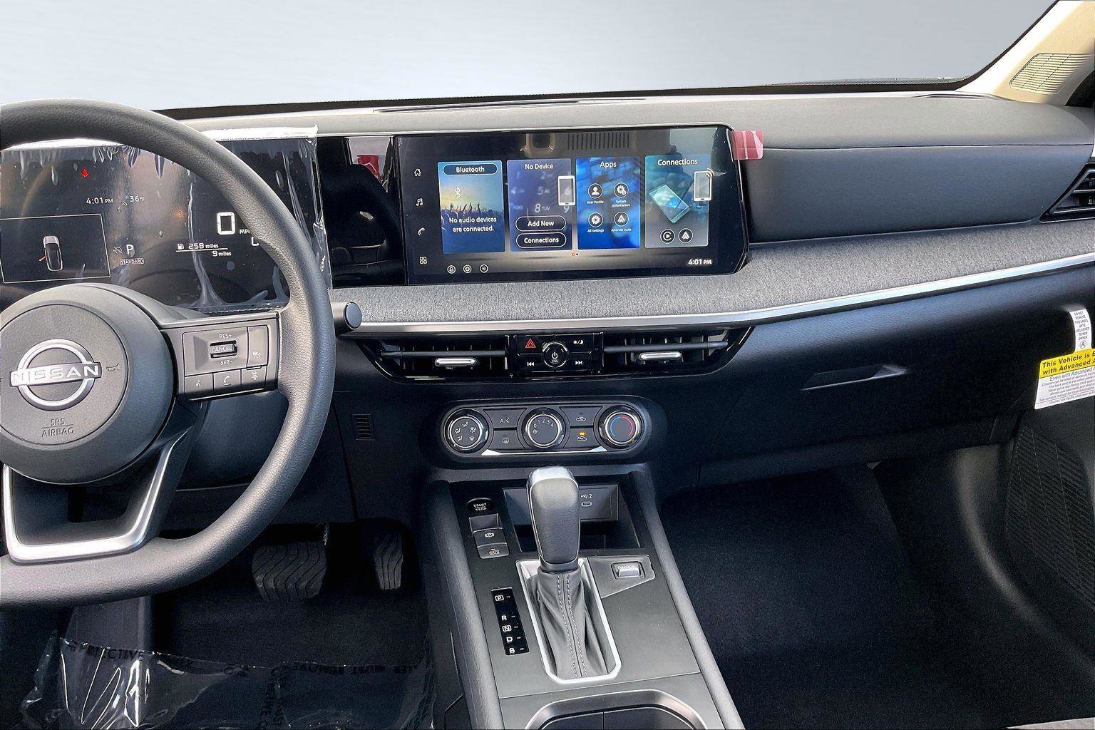 New 2026 Nissan Kicks S FWD image 8
