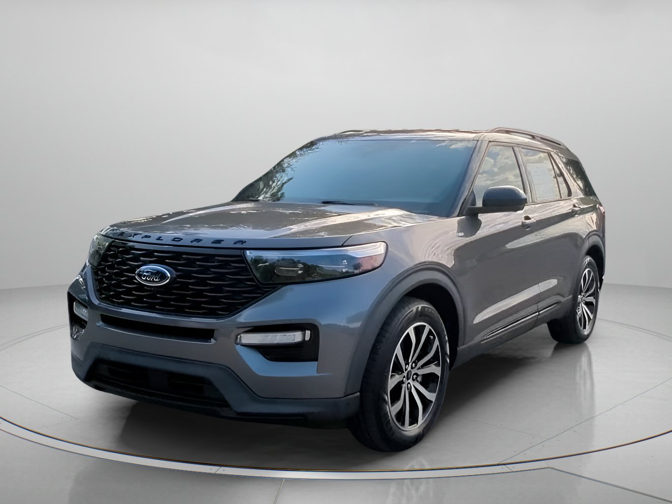 Certified 2023 Ford Explorer ST-Line w/ Class IV Trailer Tow Package RWD image 11