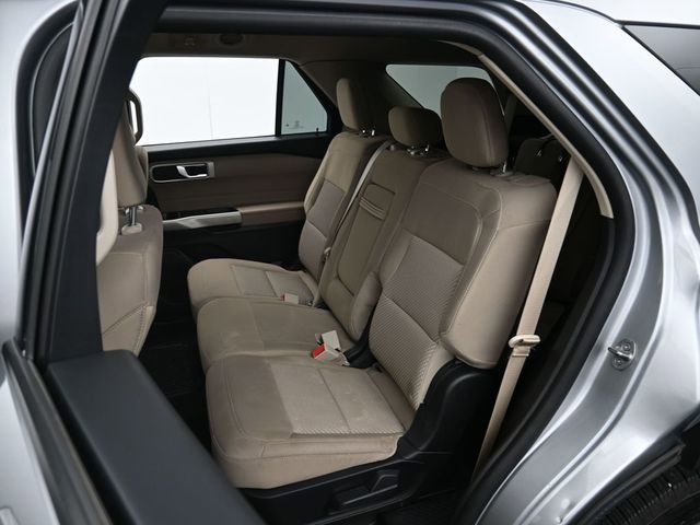 Used 2022 Ford Explorer XLT image 25