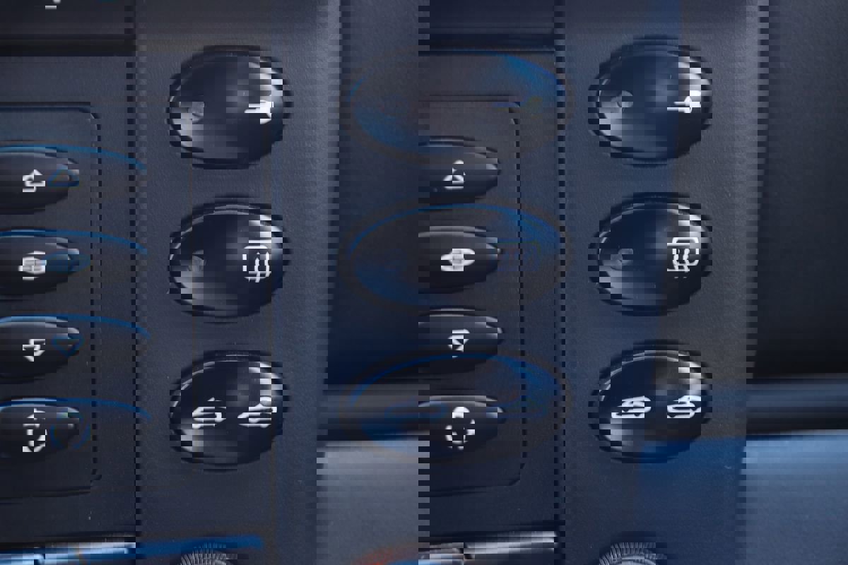 Used 2002 Porsche 911 Carrera image 19