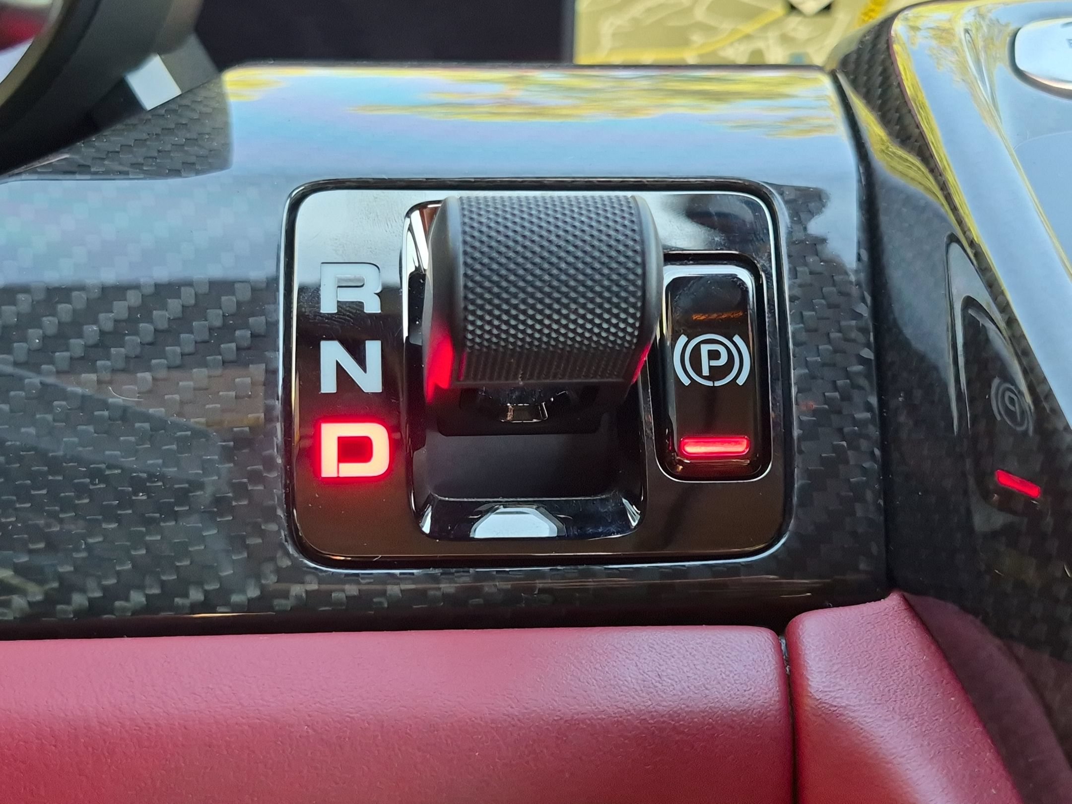 Used 2015 Porsche 918 Spyder AWD/4WD image 16