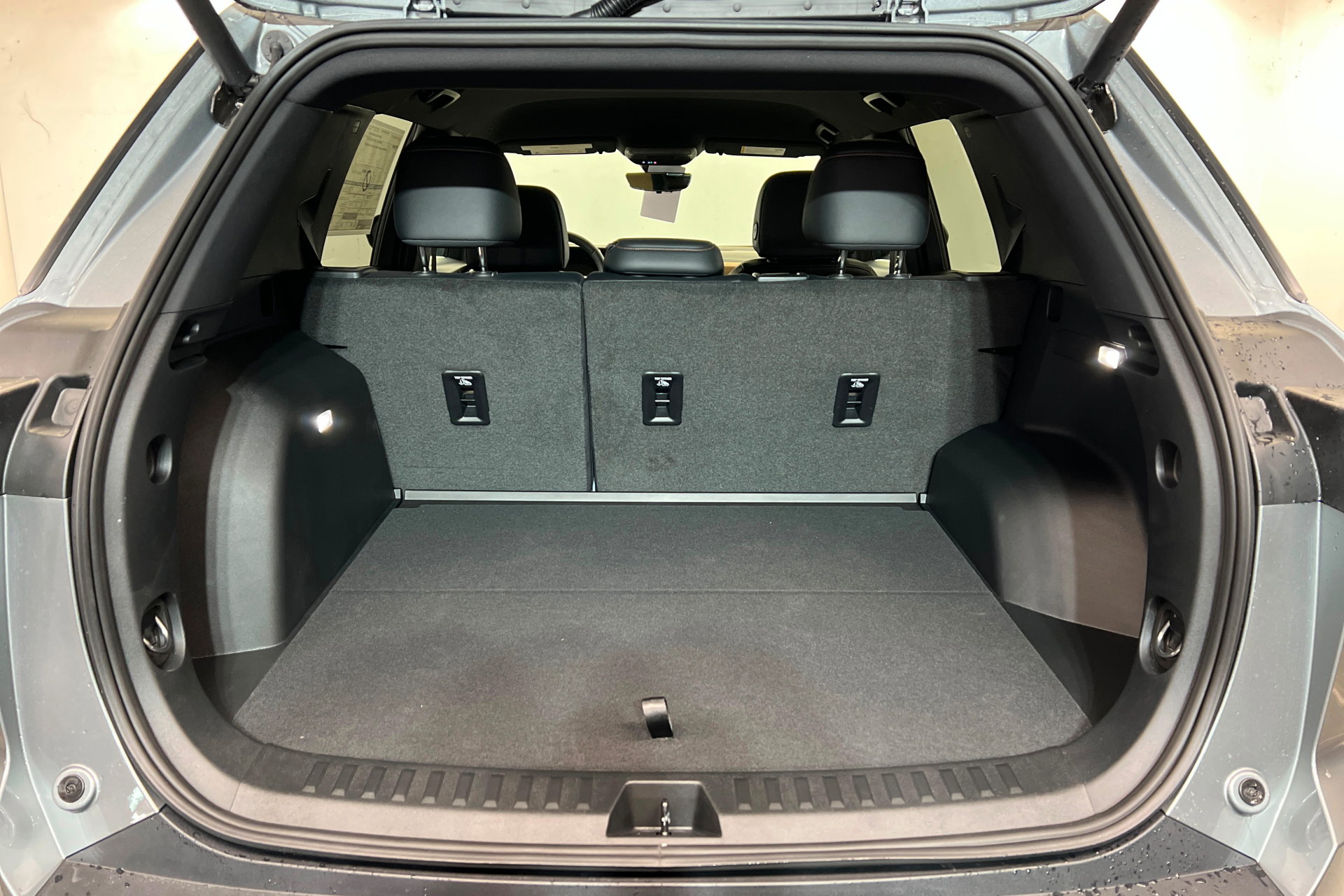 New 2026 Chevrolet Equinox ACTIV w/ Convenience Package III image 23