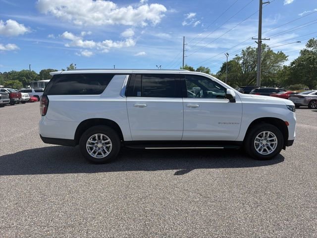 Used 2021 Chevrolet Suburban LT image 5