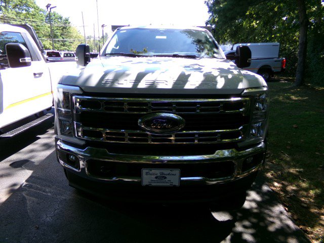 New 2025 Ford F450 XL w/ XL Chrome Package image 2