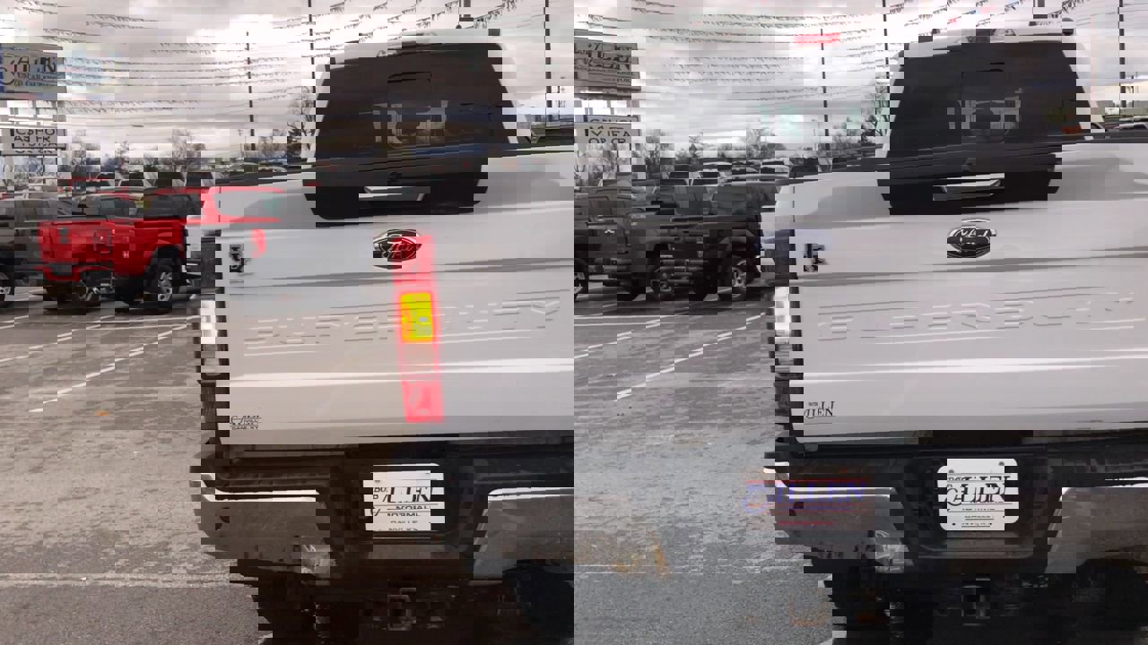 Used 2021 Ford F250 XLT w/ XLT Premium Package image 7