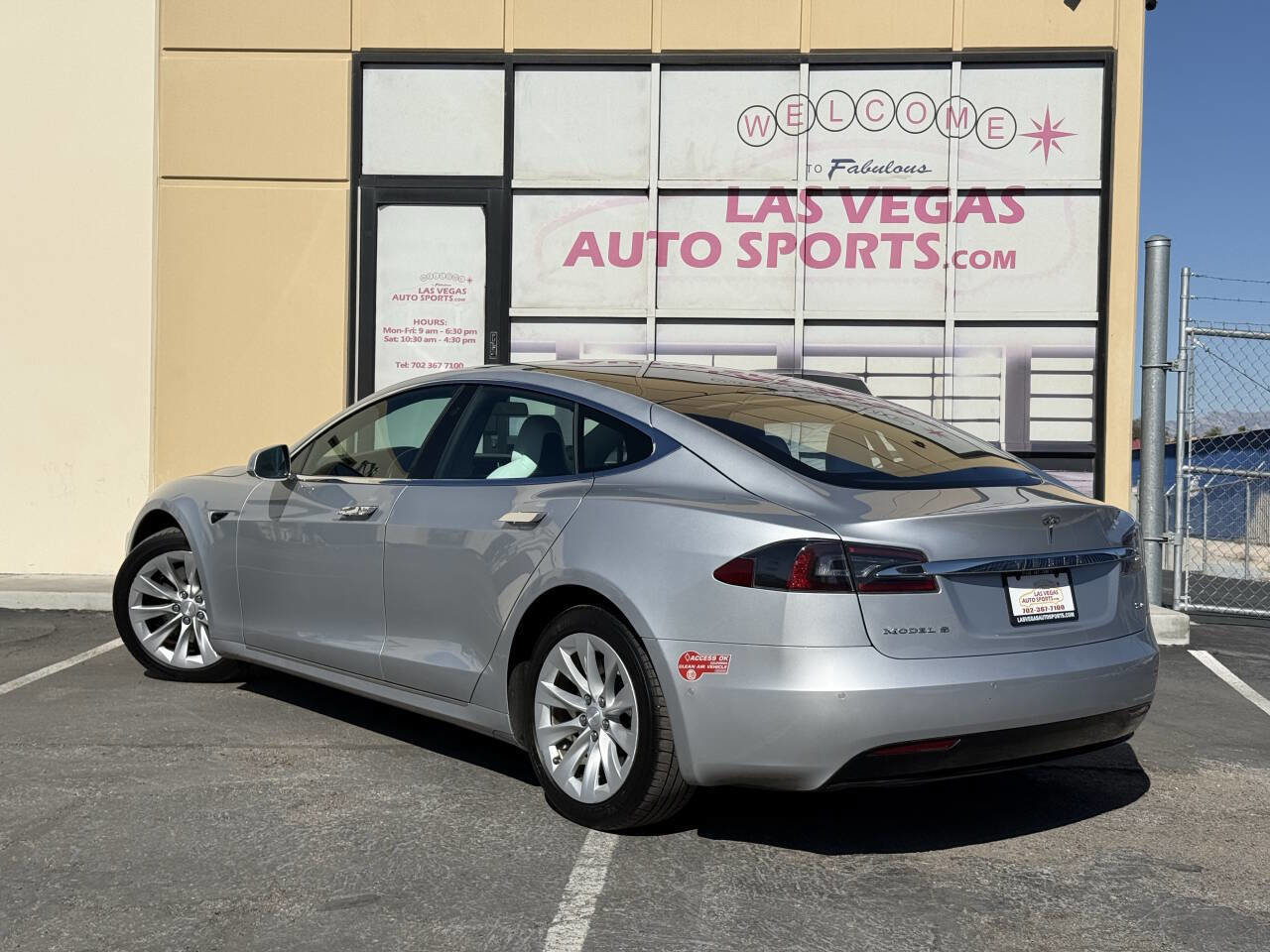 Used 2018 Tesla Model S 75D AWD/4WD image 9