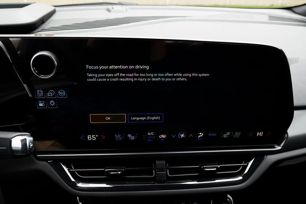 New 2025 Chevrolet Equinox EV RS w/ Active Safety Package 3 image 27