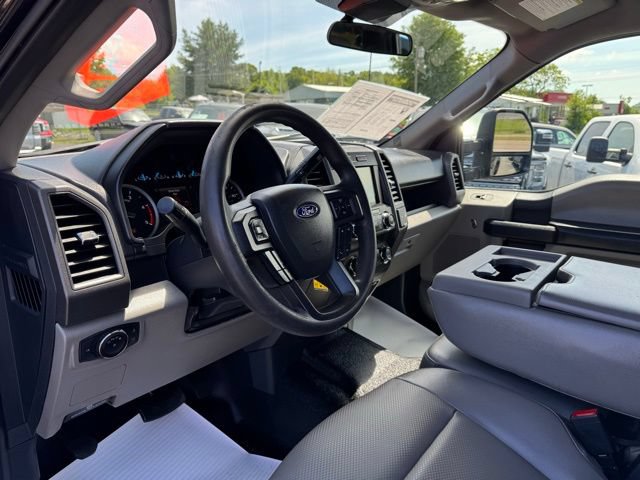 Used 2022 Ford F350 XL w/ Power Equipment Group AWD/4WD image 9