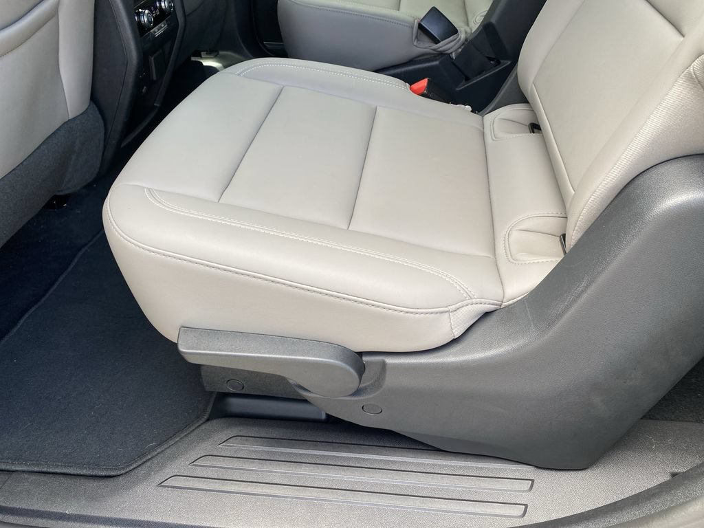 Used 2024 GMC Acadia Elevation FWD image 29