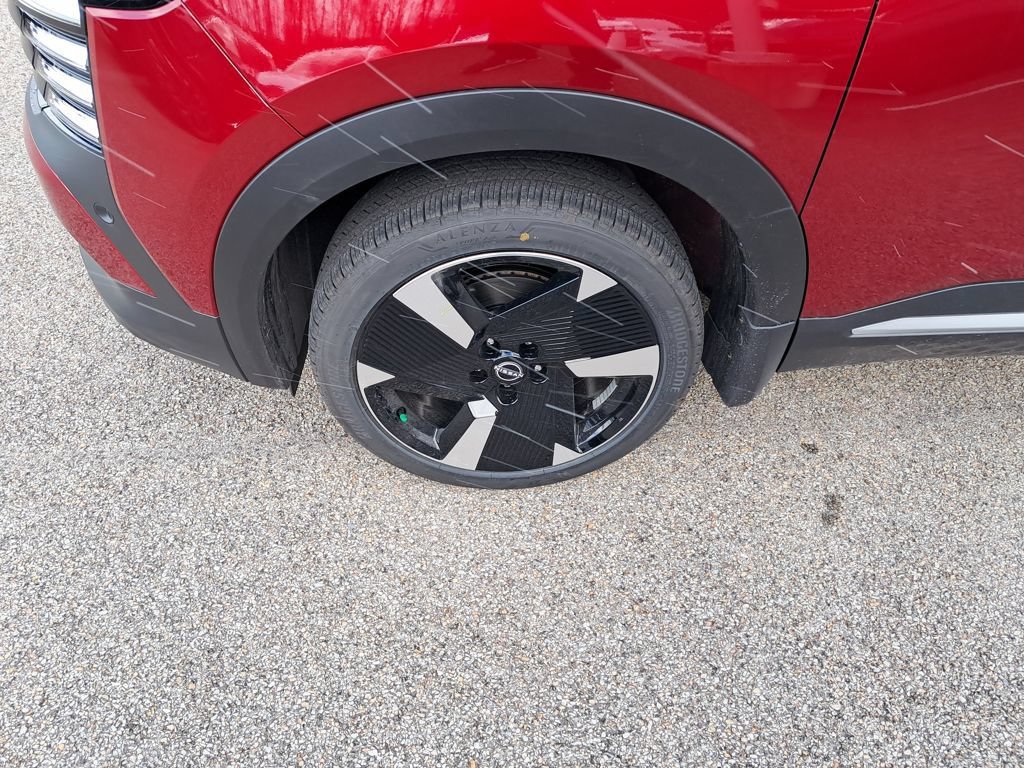 New 2026 Nissan Kicks SR w/ Cold Weather Package AWD/4WD image 28