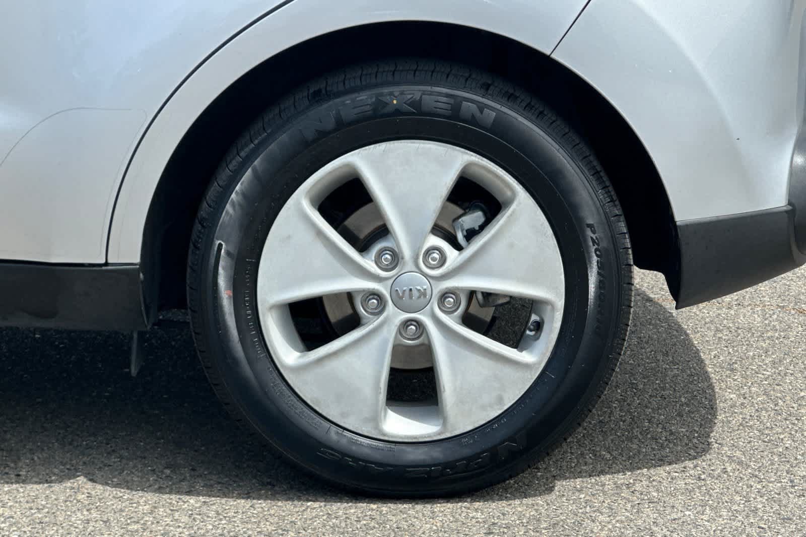 Used 2015 Kia Soul FWD image 28