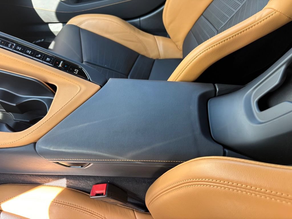 Used 2021 Chevrolet Corvette Stingray Preferred Cpe w/ Z51 Performance Package RWD image 42