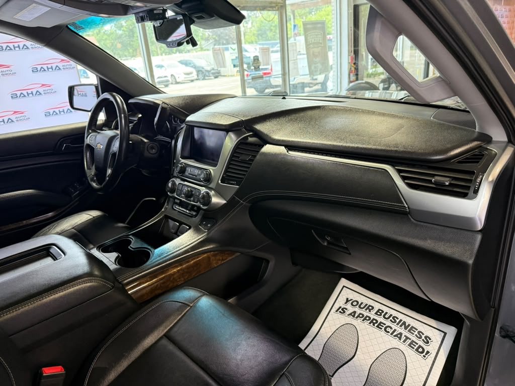 Used 2018 Chevrolet Suburban LT AWD/4WD image 57