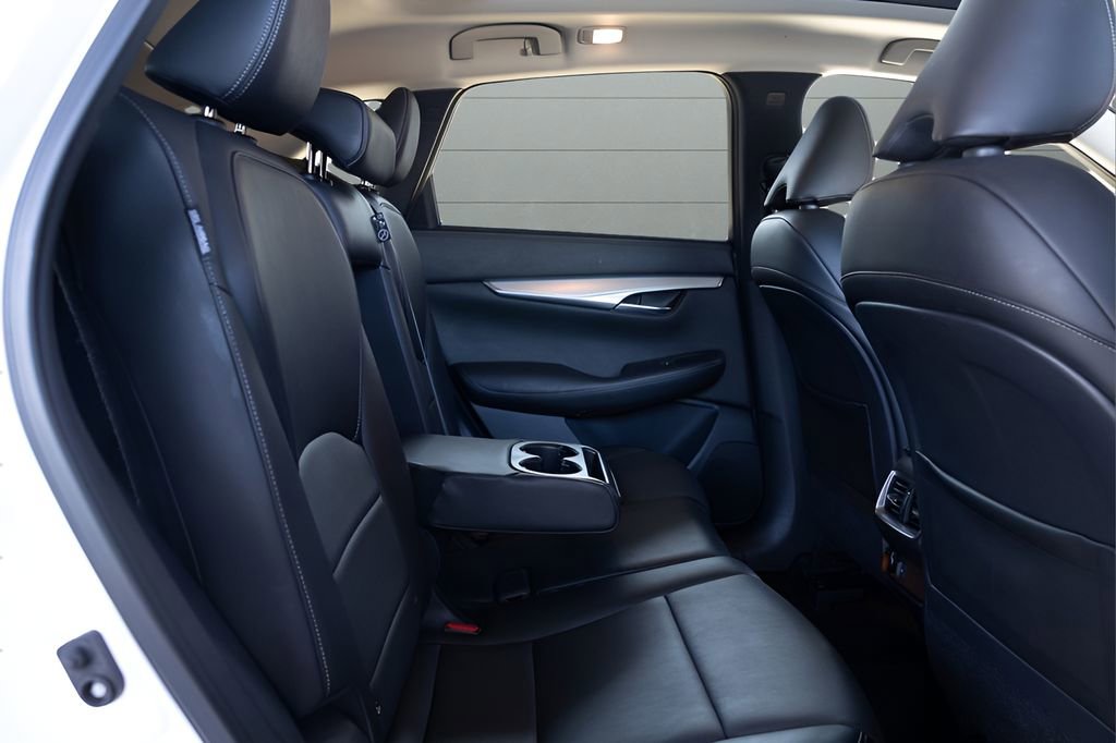 Used 2021 INFINITI QX50 Luxe AWD/4WD image 65