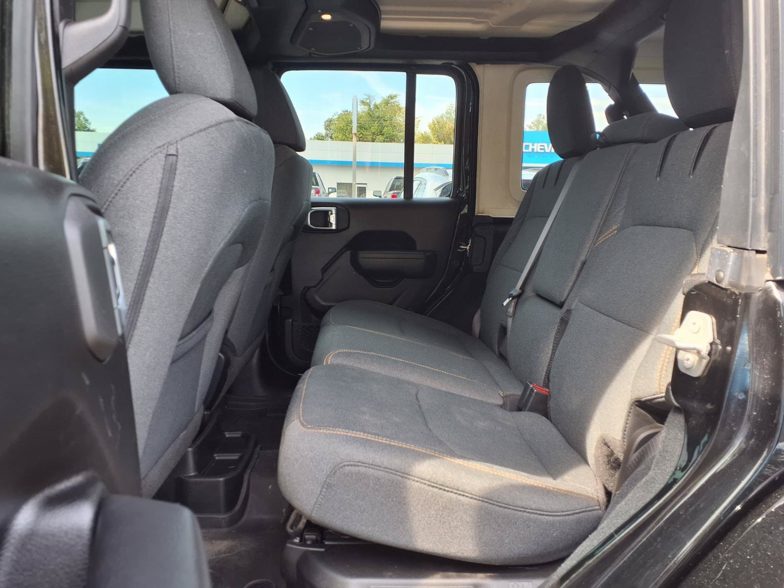 Used 2024 Jeep Wrangler Unlimited w/ Dual Top Group AWD/4WD image 6