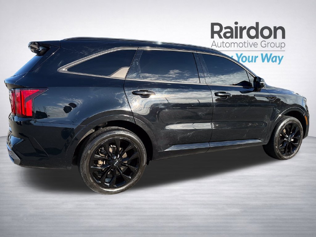Used 2023 Kia Sorento SX AWD/4WD image 7
