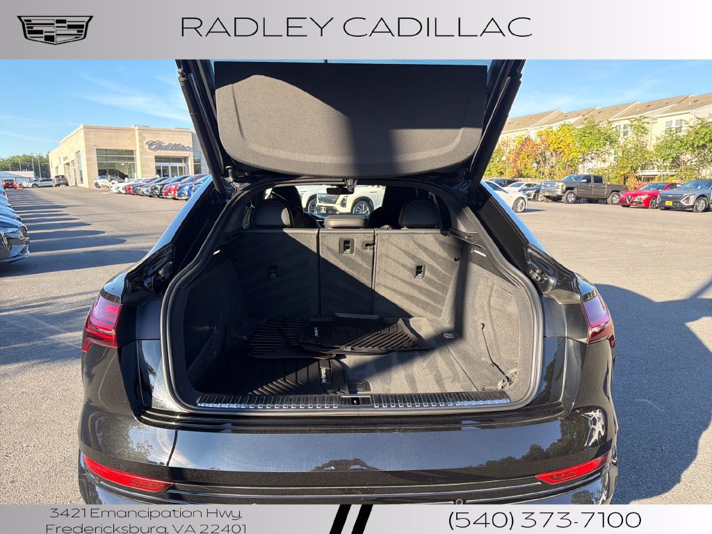 Used 2022 Audi e-tron S Prestige w/ Prestige Package AWD/4WD image 14