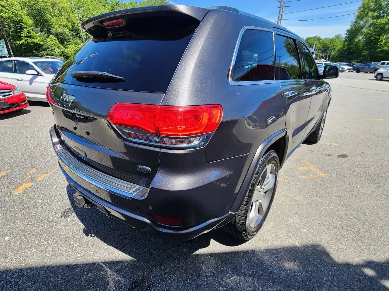 Used 2014 Jeep Grand Cherokee Overland w/ Advanced Technology Group AWD/4WD image 5