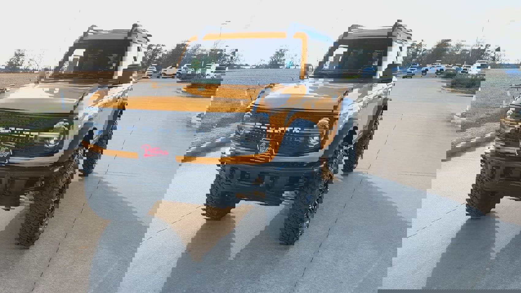 Used 2022 Ford Bronco Wildtrak image 3