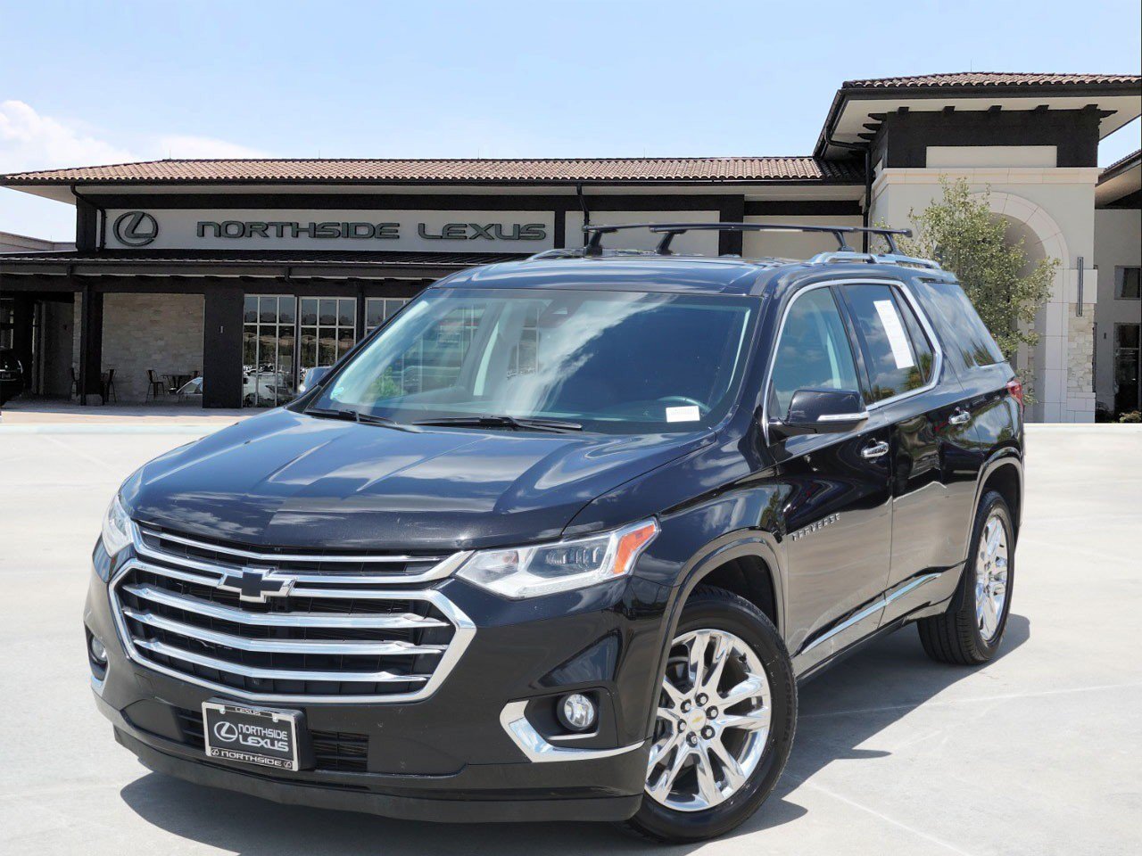 Used 2018 Chevrolet Traverse High Country AWD/4WD image 1