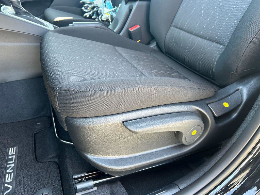 New 2026 Hyundai Venue SE FWD image 14