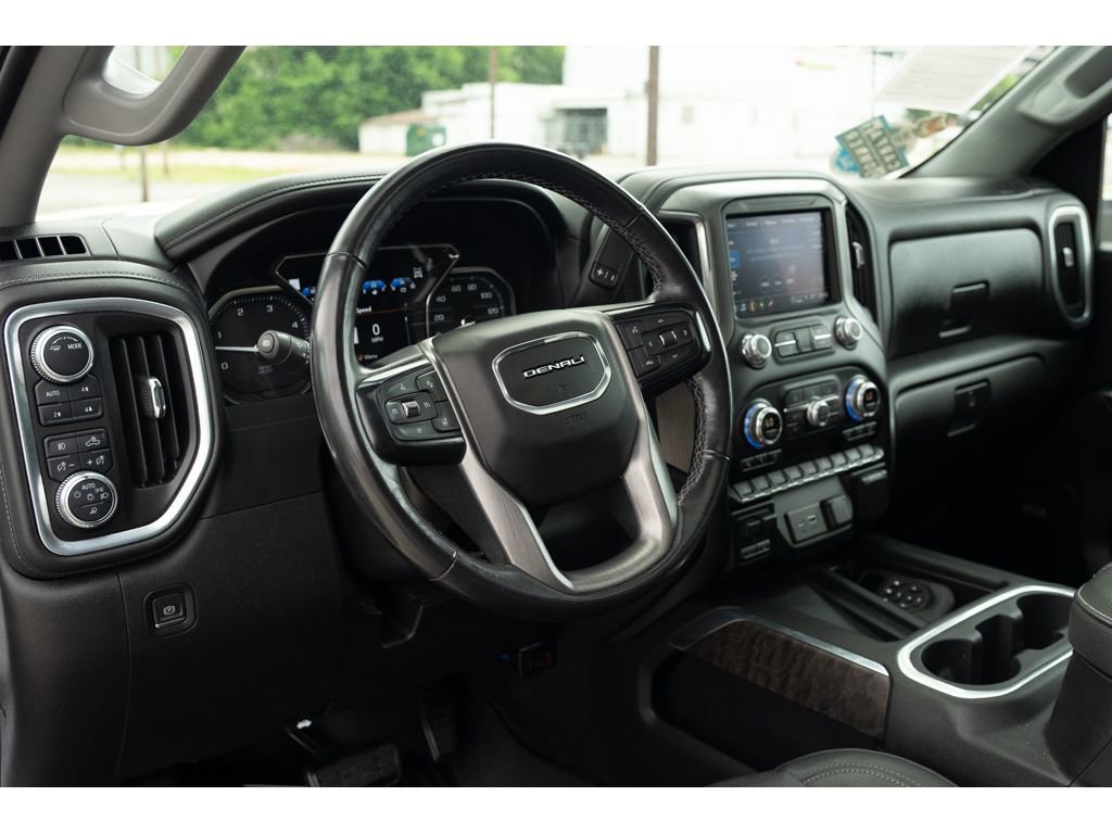 Used 2022 GMC Sierra 3500 Denali AWD/4WD image 11