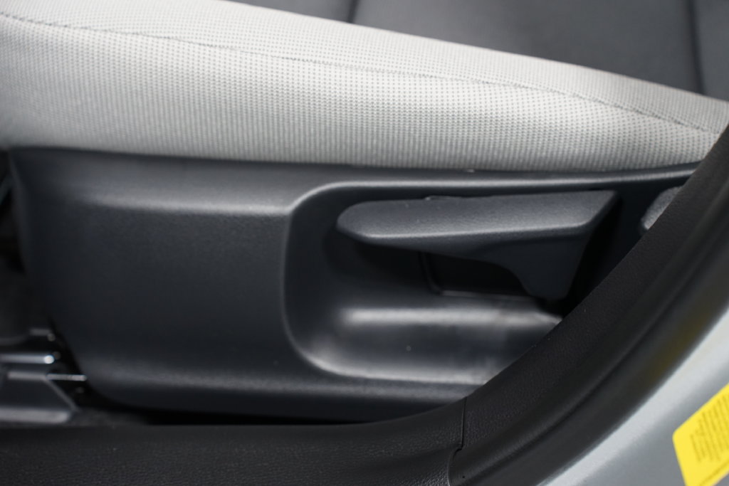 New 2027 Toyota Corolla LE FWD image 31