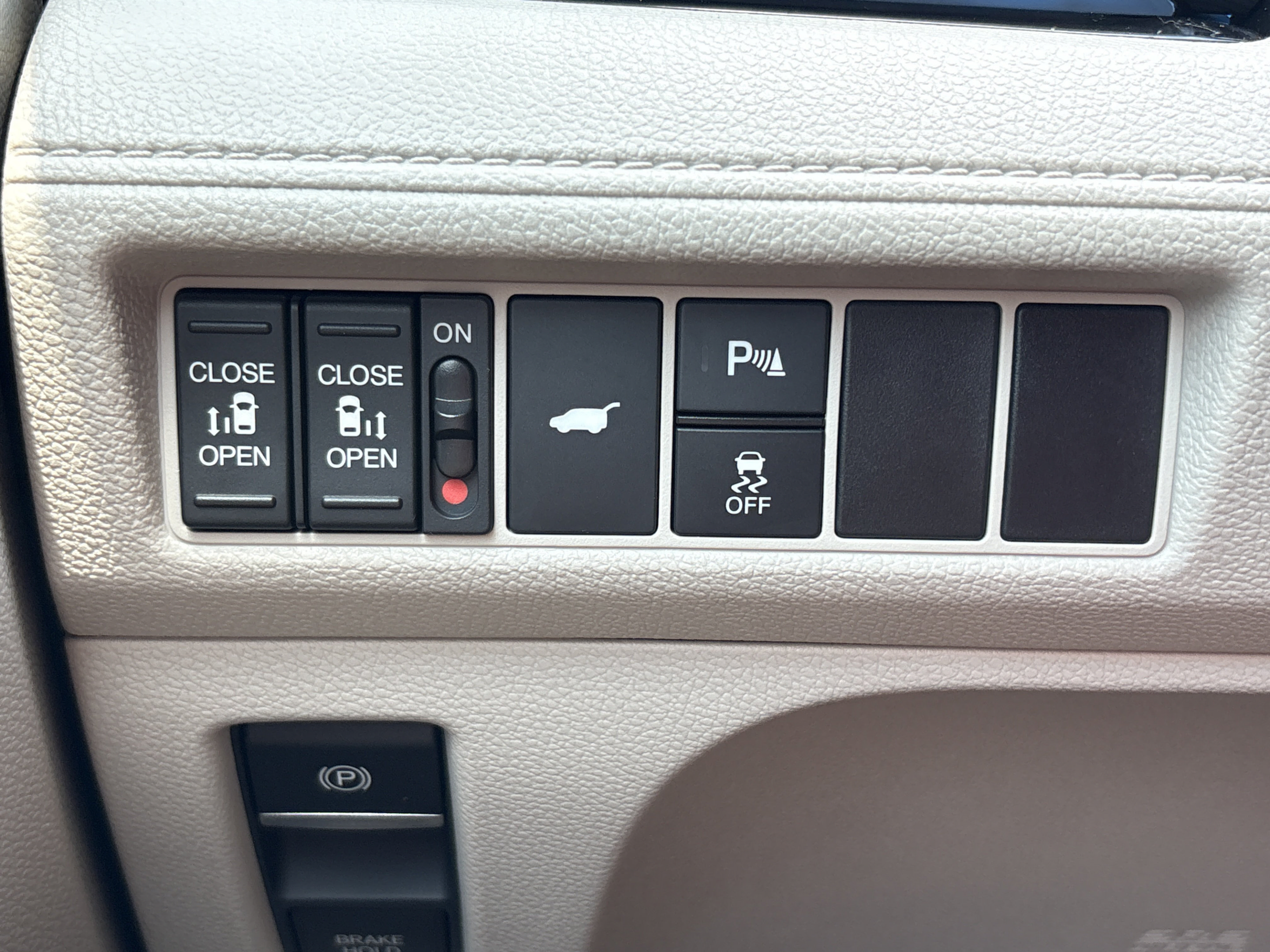 Certified 2025 Honda Odyssey Elite image 43