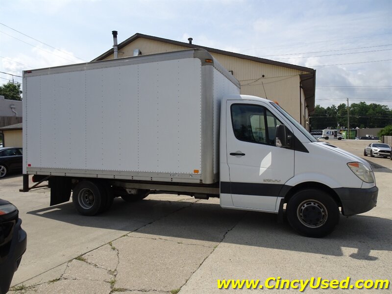 Used 2007 Dodge Sprinter 3500 RWD image 6