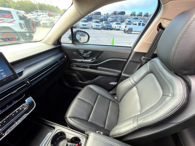 Used 2025 Lincoln Corsair FWD w/ Equipment Group 101A image 22
